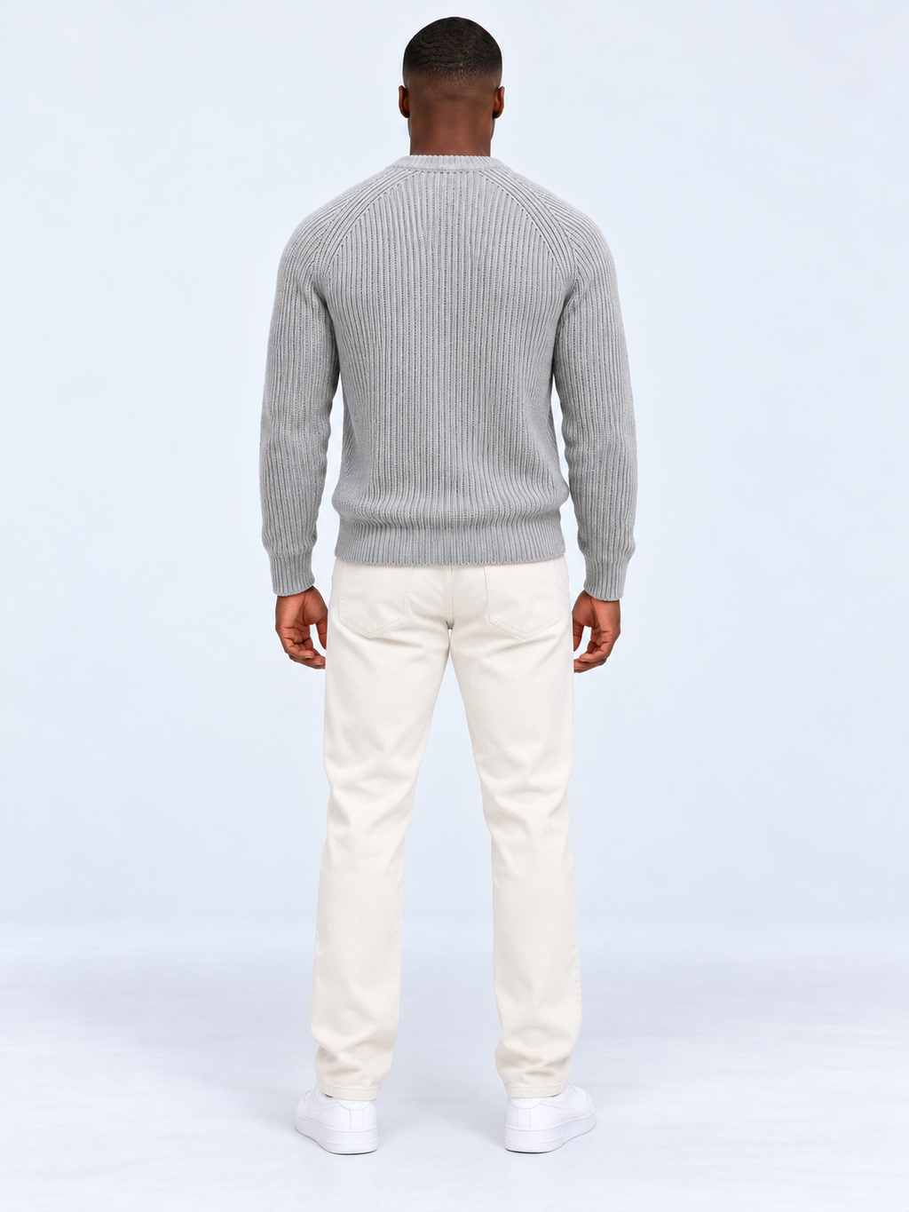Pull Homme Côtelé Épais Col Rond — Gris — vue de dos portée