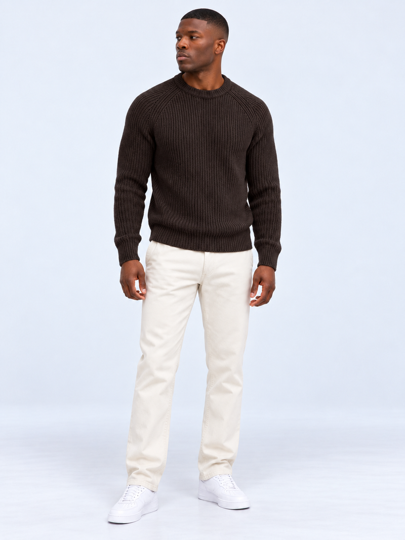 Pull Homme Côtelé Épais Col Rond — Marron — vue de face portée