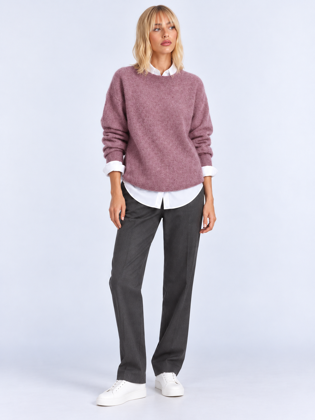 Pull Femme Ample Maille Douce — Rose — vue de face portée