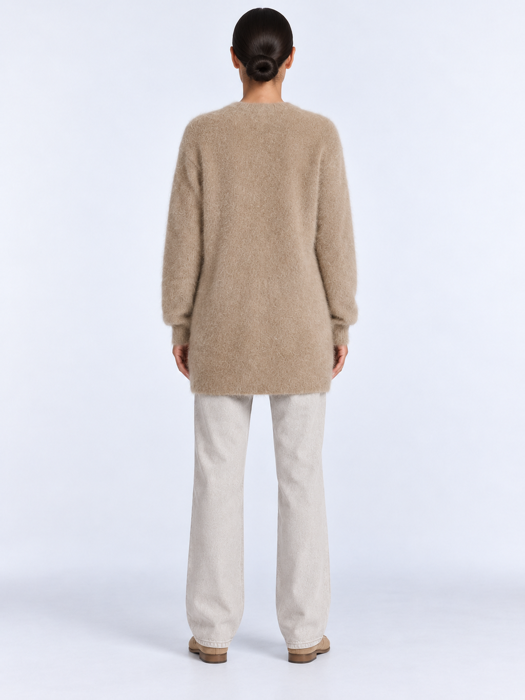 Cardigan Femme Maille Douce et Légère — Kaki — vue de dos portée